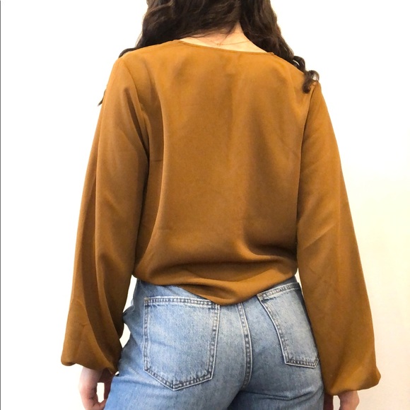 Gentle Fawn Blouse - Picture 3 of 9